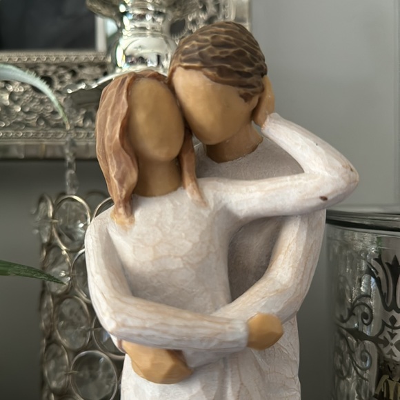 Willow Tree Together - Picture 6 of 9